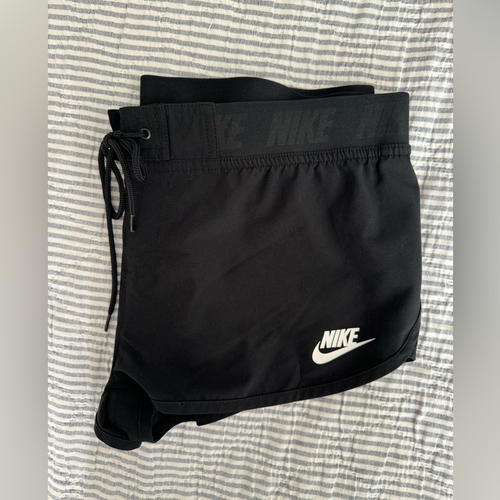 NIKE shorts